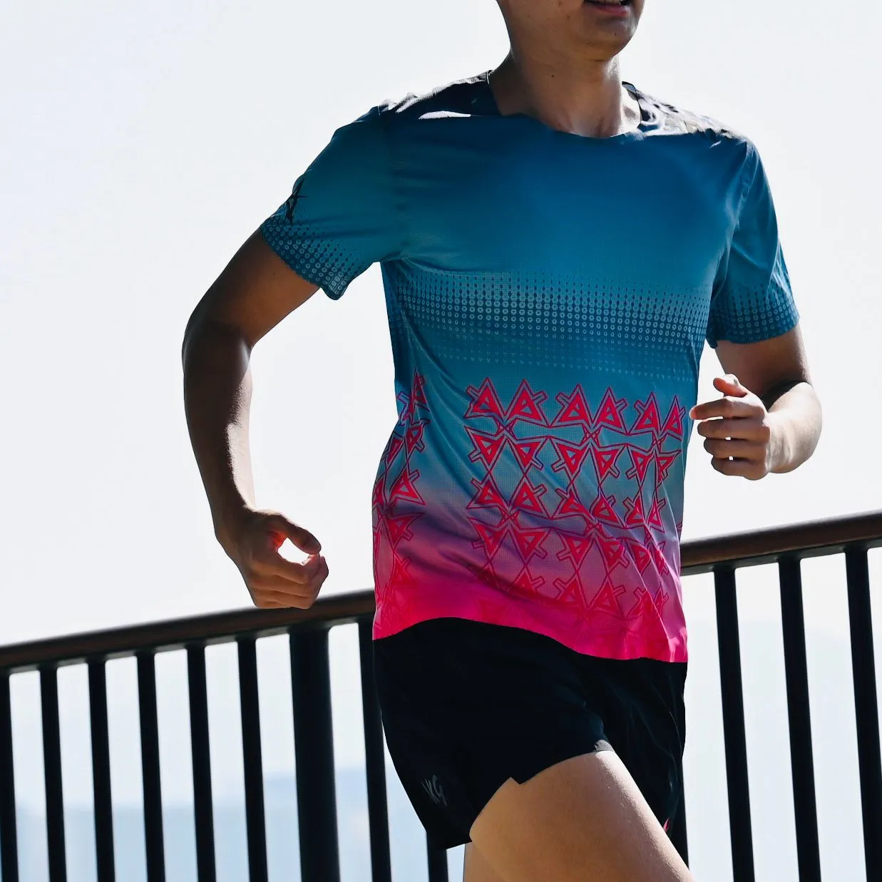 AKIV Ultralight Training T-Shirt Unisex | Gray