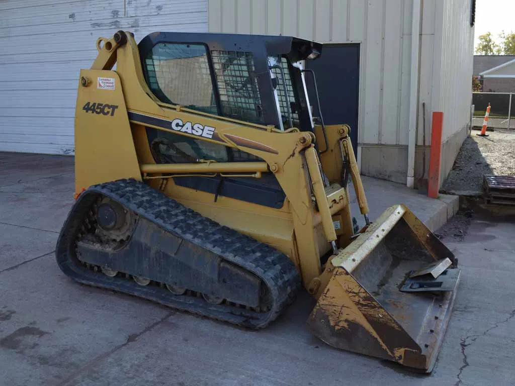 CASE 445CT COMPACT TRACK LOADER