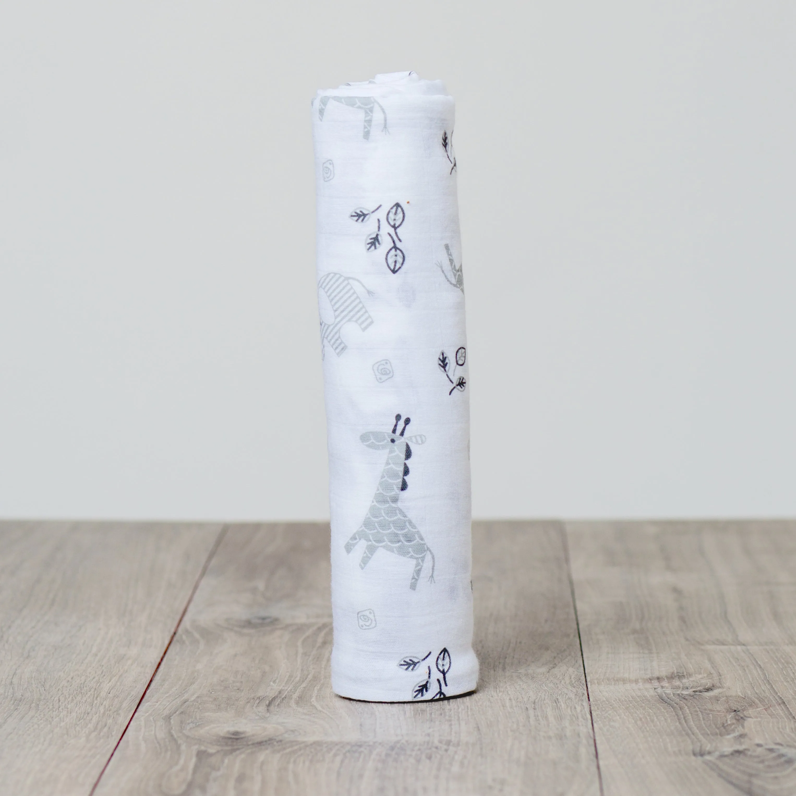 Swaddle Blanket Multipurpose Muslin - Giraffe and Elephant